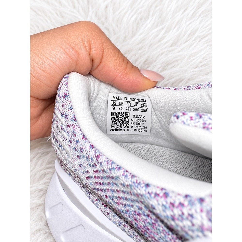 adidas Swift Run 22 Sneakers Women's 9 | White Purple Pink Knit Running Shoes - Picture 6 of 7